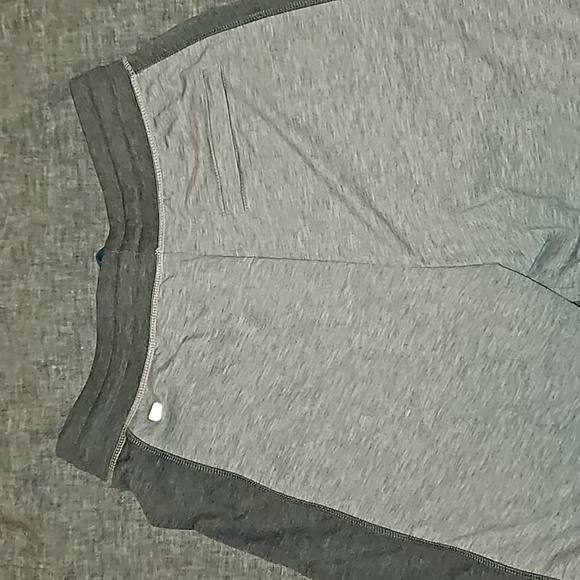 Fabletics shorts - Picture 3 of 4